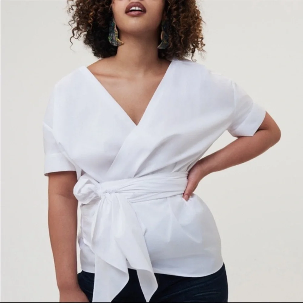 Medium (18/20/1X) Universal Standard Marano White Wrap Top - Picture 1 of 5